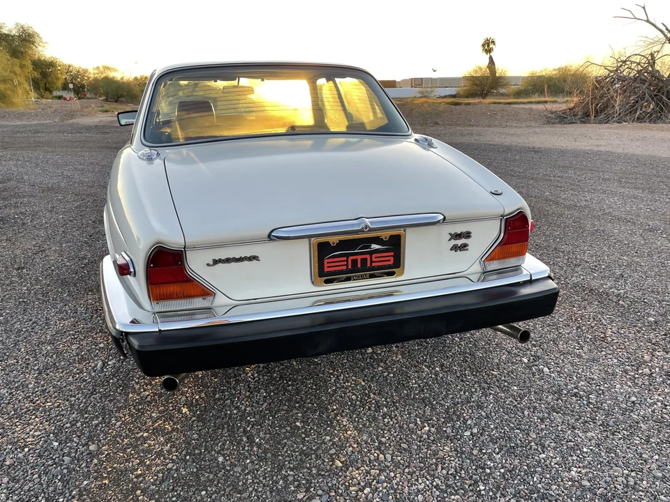 1981 Jaguar XJ Series 3 - Image 18 of 31