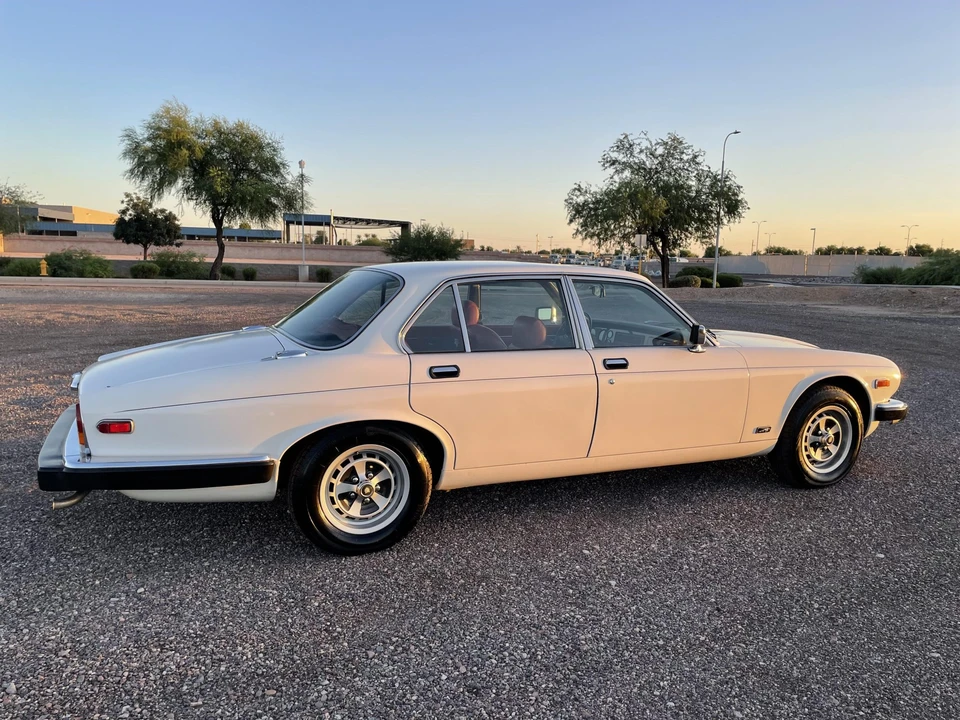 1981 Jaguar XJ Series 3 - Image 23 of 31