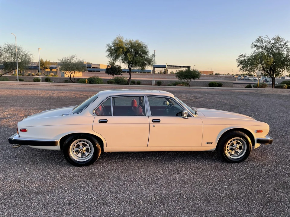 1981 Jaguar XJ Series 3 - Image 25 of 31