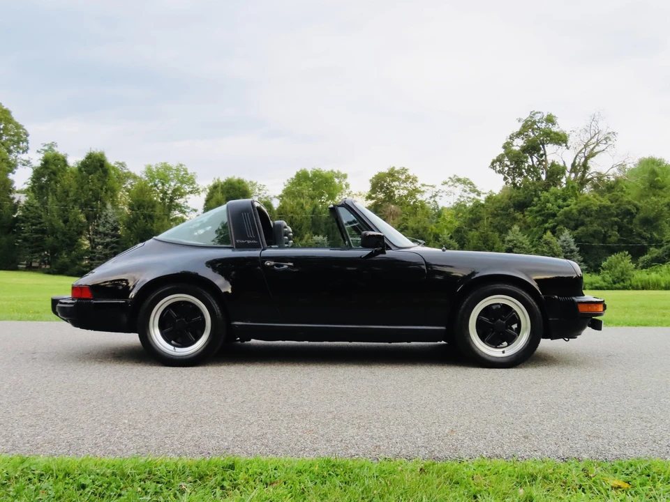 1983 Porsche 911 Carrera SC - Image 10 of 31