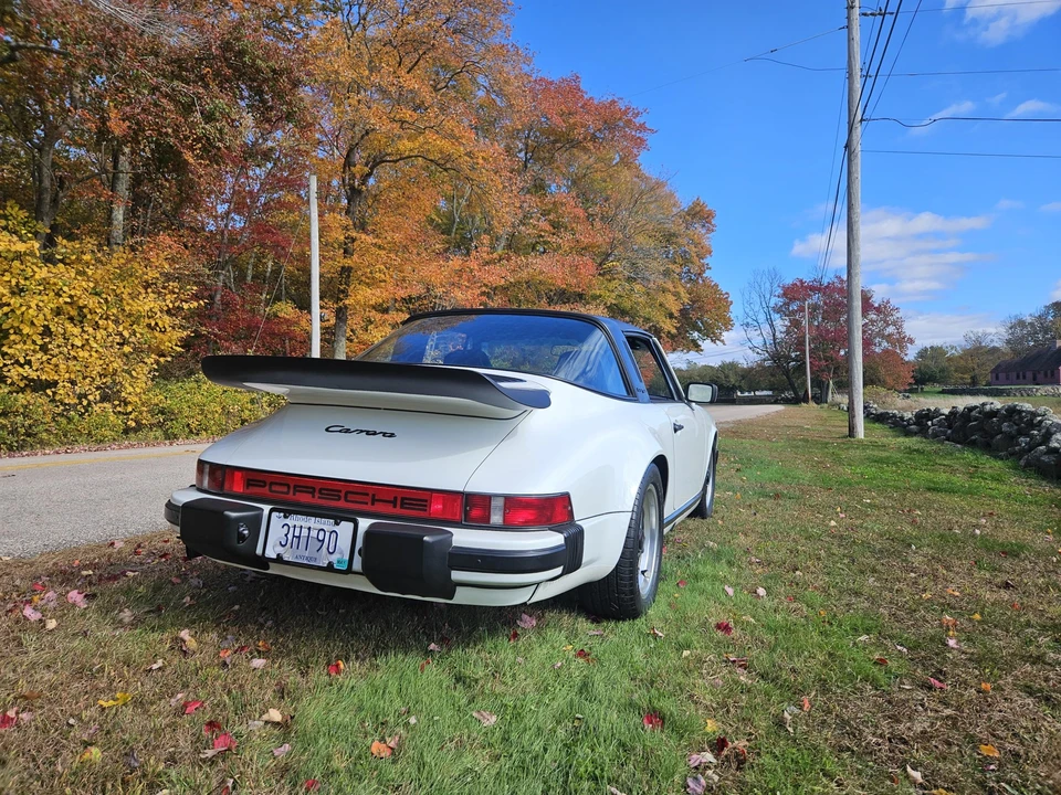 1984 Porsche 911 Carrera 3.2 - Image 13 of 31