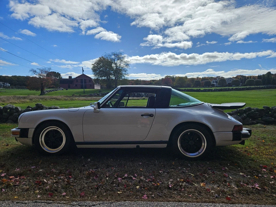 1984 Porsche 911 Carrera 3.2 - Image 8 of 31