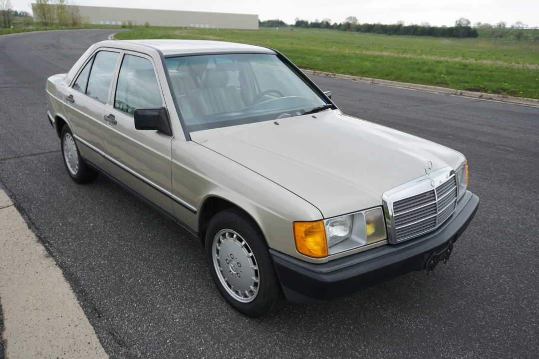 1985 Mercedes-Benz 190E - Image 28 of 31
