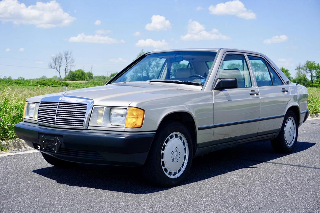 1985 Mercedes-Benz 190E - Image 6 of 31