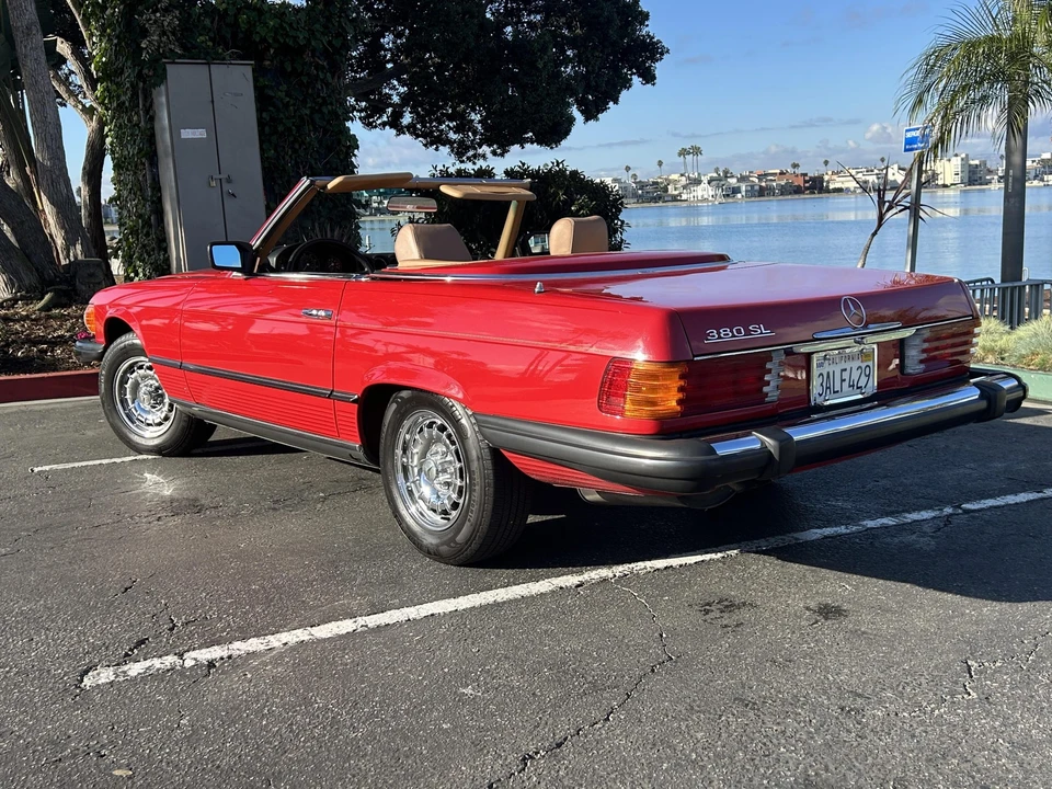 1985 Mercedes-Benz R107 SL-Class - Image 13 of 31