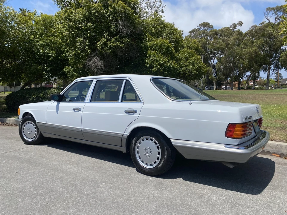 1987 Mercedes-Benz W126 S-Class Sedan - Image 6 of 31