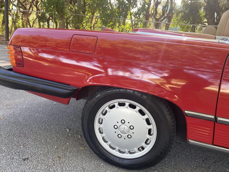 1987 Mercedes-Benz R107 SL-Class - Image 28 of 31