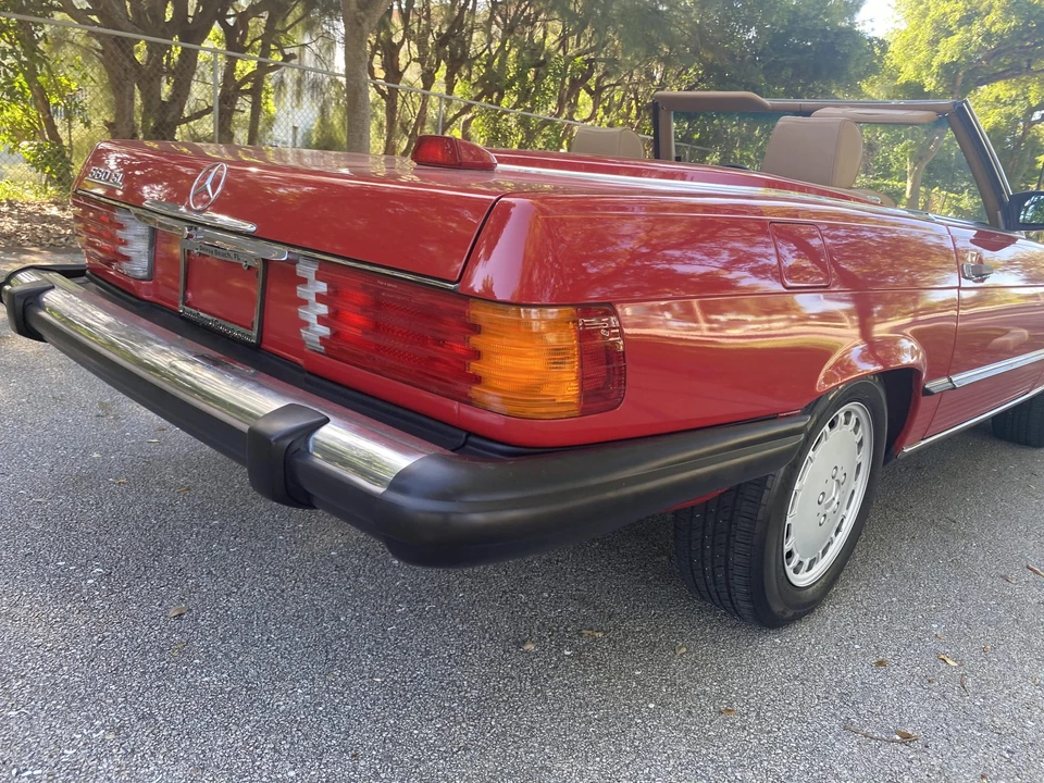 1987 Mercedes-Benz R107 SL-Class - Image 30 of 31