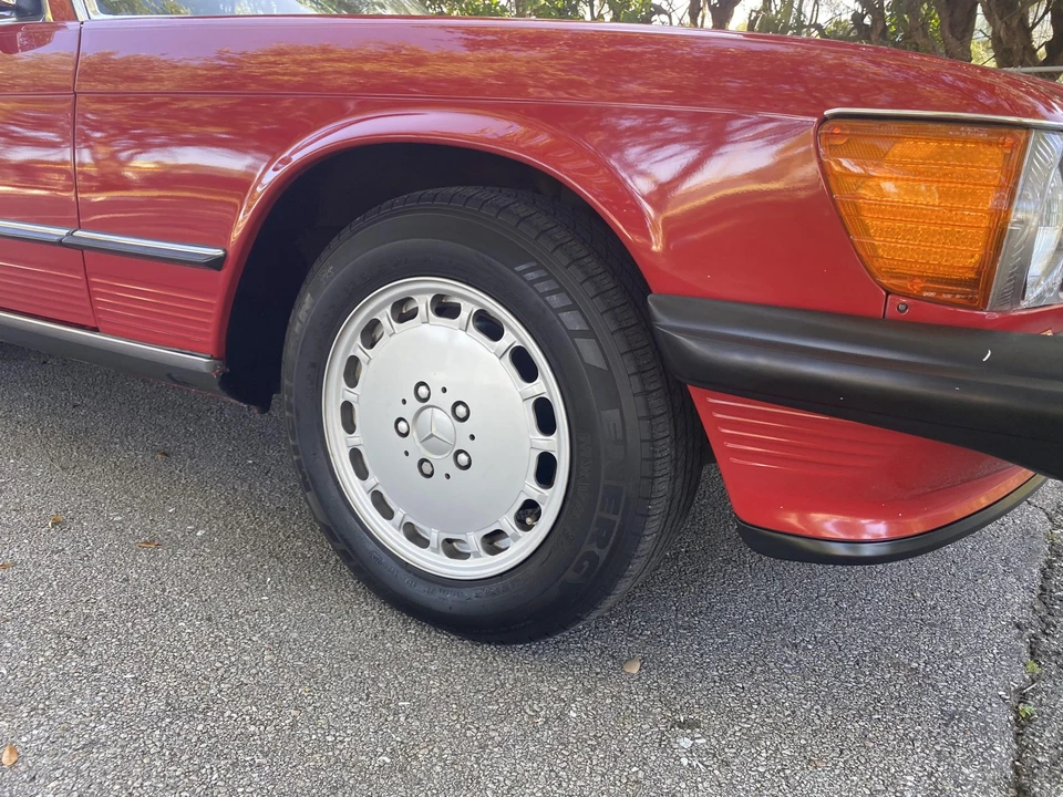 1987 Mercedes-Benz R107 SL-Class - Image 25 of 31