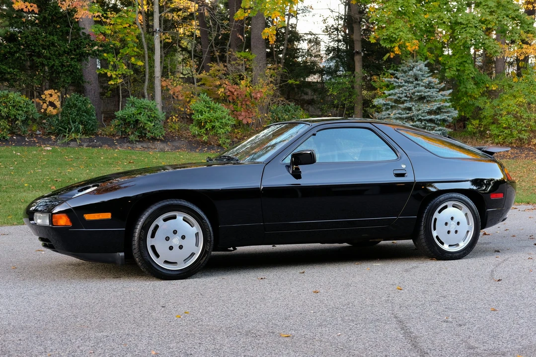 1987 Porsche 928 S4 - Image 10 of 31