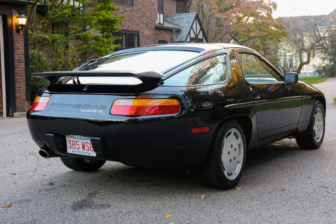 1987 Porsche 928 S4 - Image 27 of 31