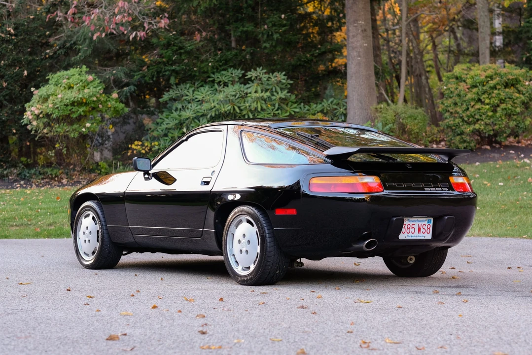 1987 Porsche 928 S4 - Image 15 of 31