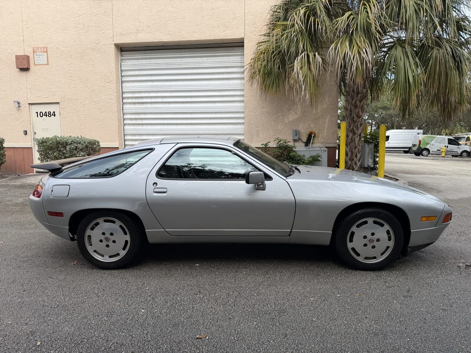 1987 Porsche 928 S4 - Image 4 of 31