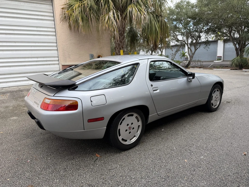 1987 Porsche 928 S4 - Image 5 of 31