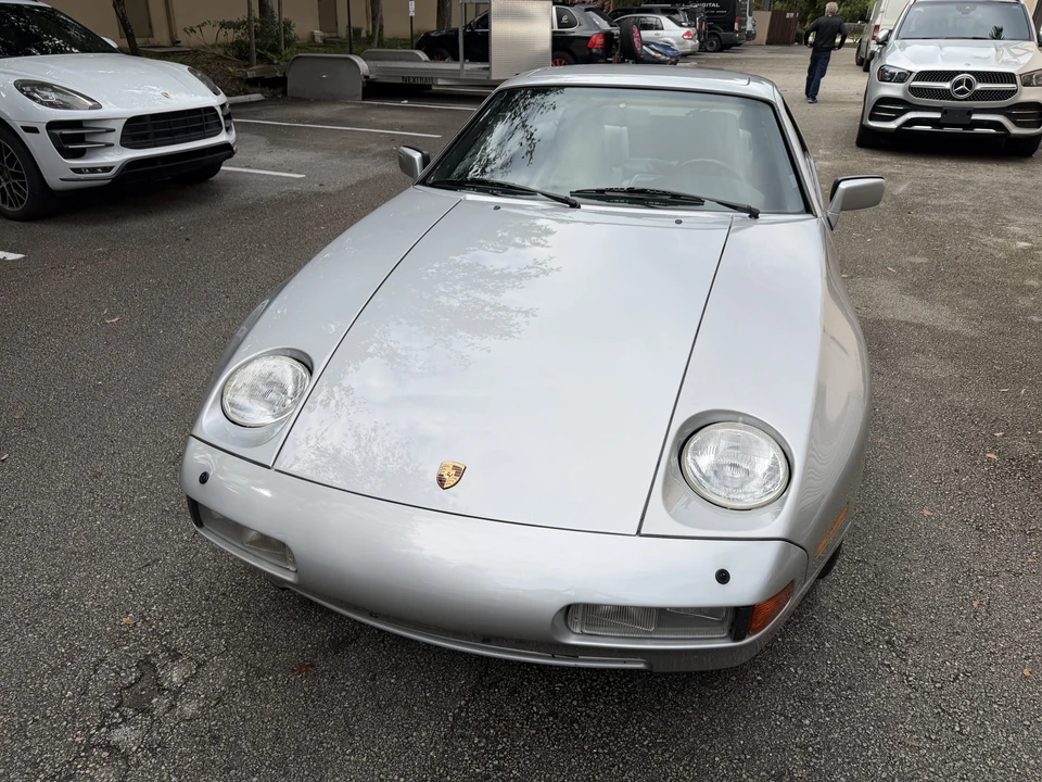 1987 Porsche 928 S4 - Image 15 of 31