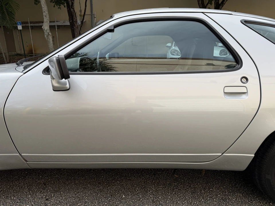 1987 Porsche 928 S4 - Image 27 of 31