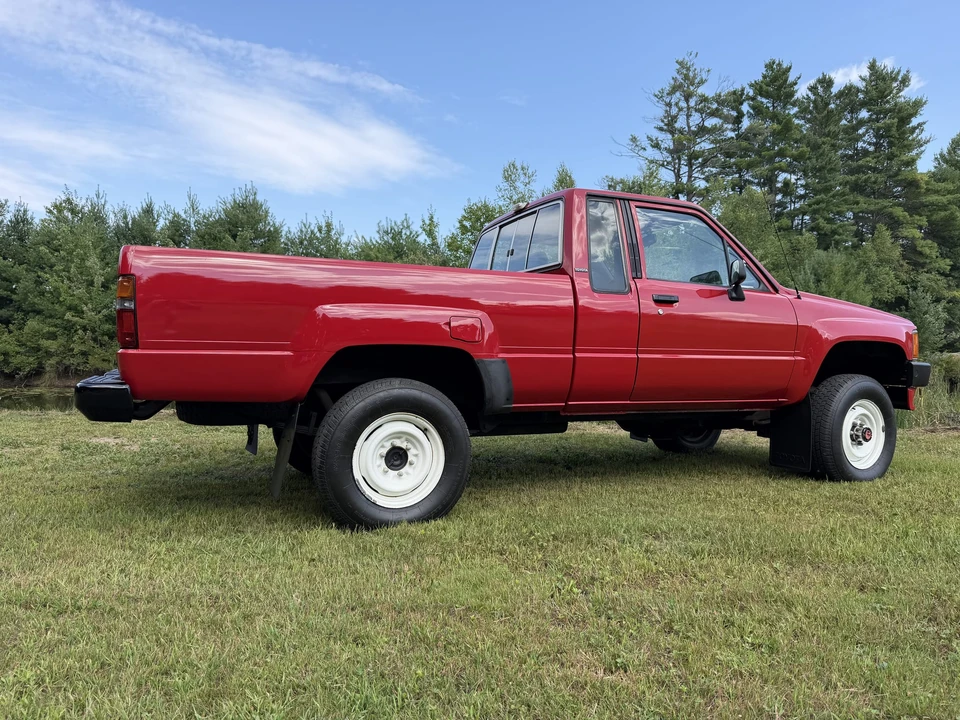 1987 Toyota Hilux 4th Gen - Image 6 of 31