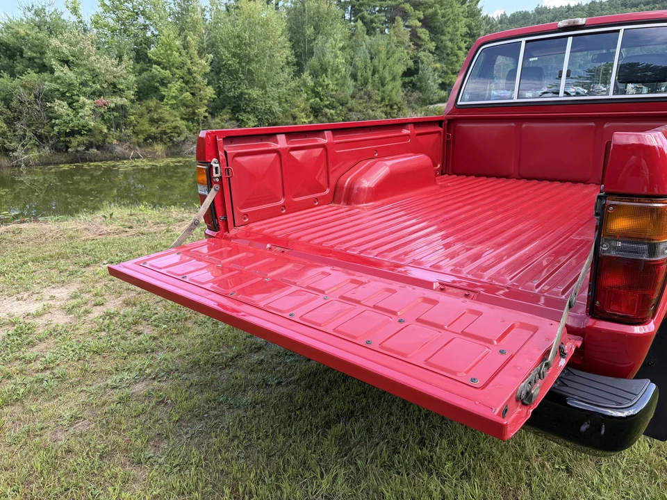 1987 Toyota Hilux 4th Gen - Image 29 of 31