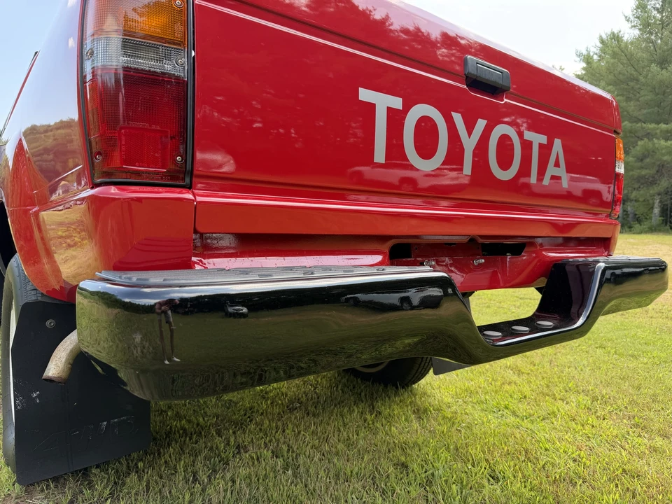 1987 Toyota Hilux 4th Gen - Image 23 of 31