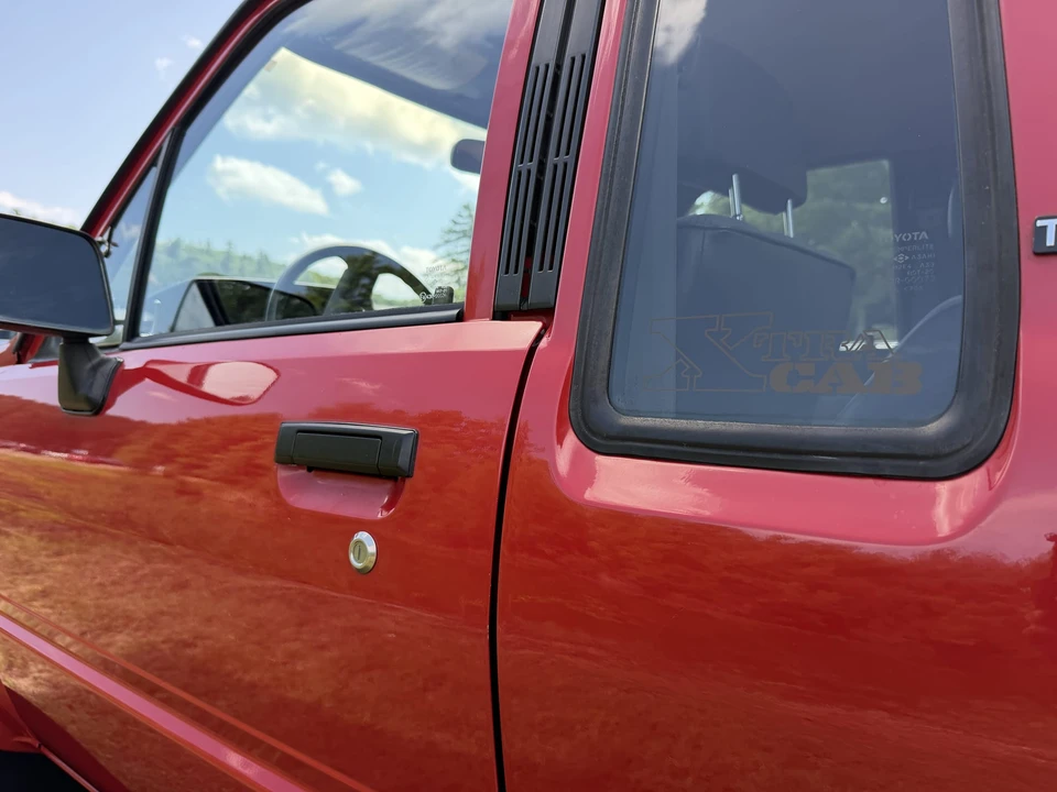 1987 Toyota Hilux 4th Gen - Image 20 of 31