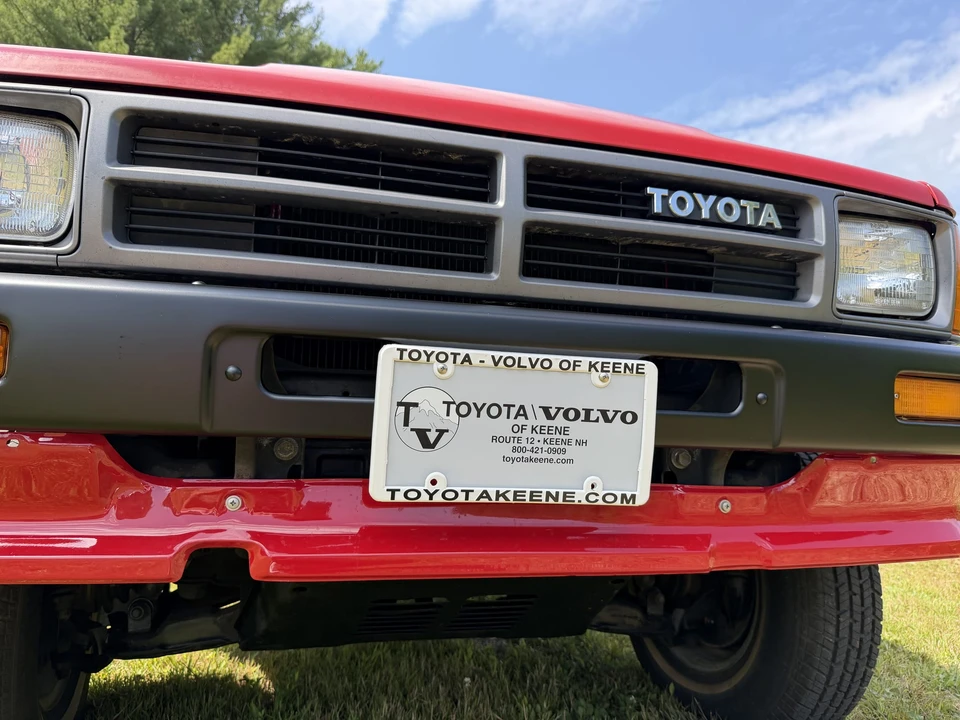 1987 Toyota Hilux 4th Gen - Image 14 of 31