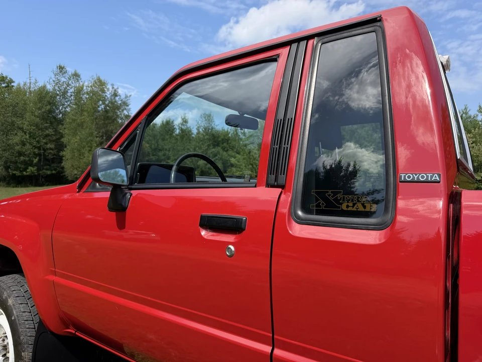 1987 Toyota Hilux 4th Gen - Image 21 of 31