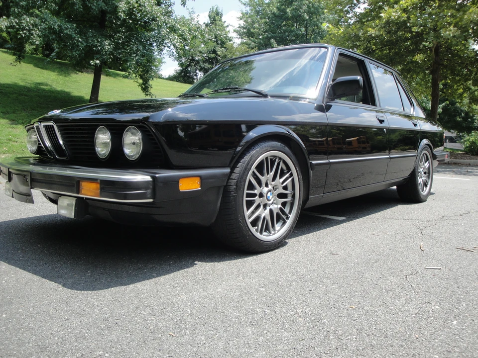 1988 BMW E28 5 Series - Image 30 of 31