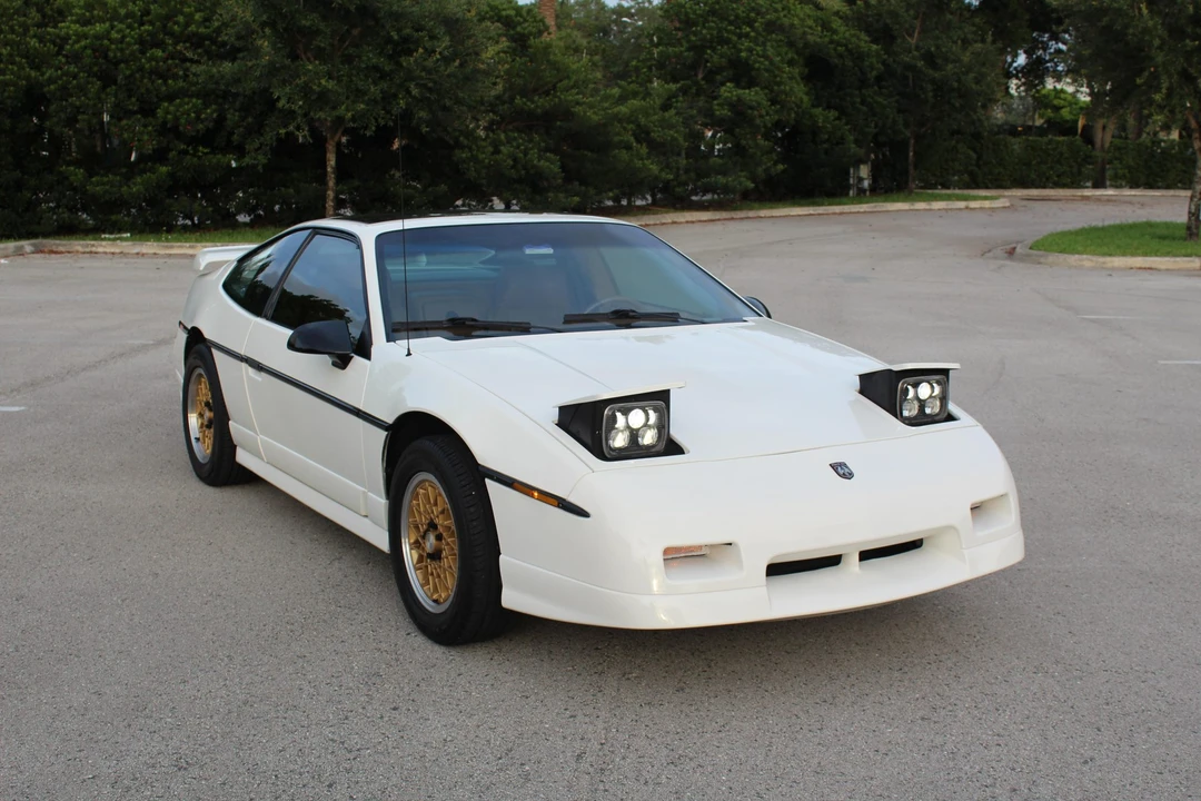 1988 Pontiac Fiero GT - Image 31 of 31