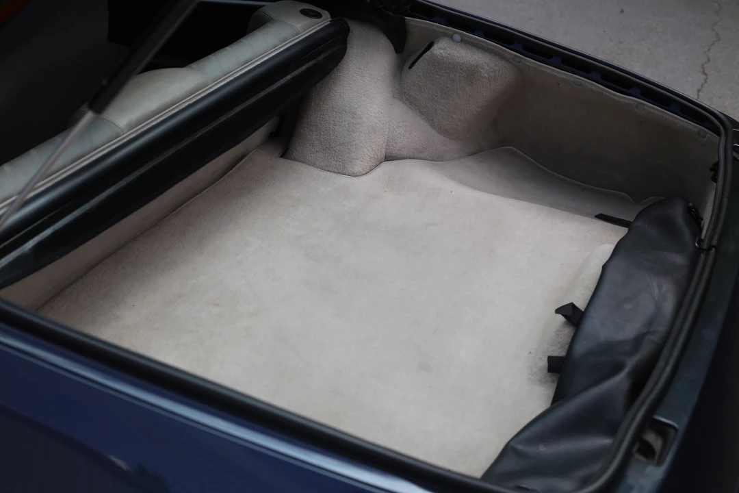 1988 Porsche 924 S - Image 25 of 31