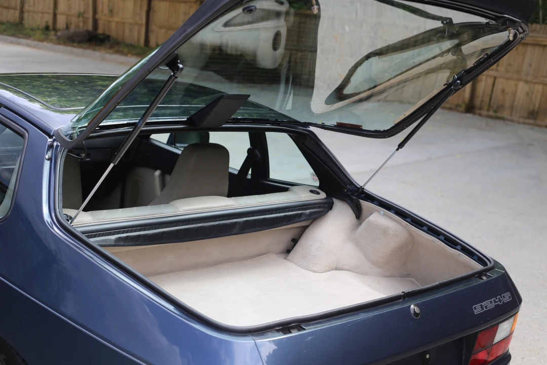 1988 Porsche 924 S - Image 26 of 31