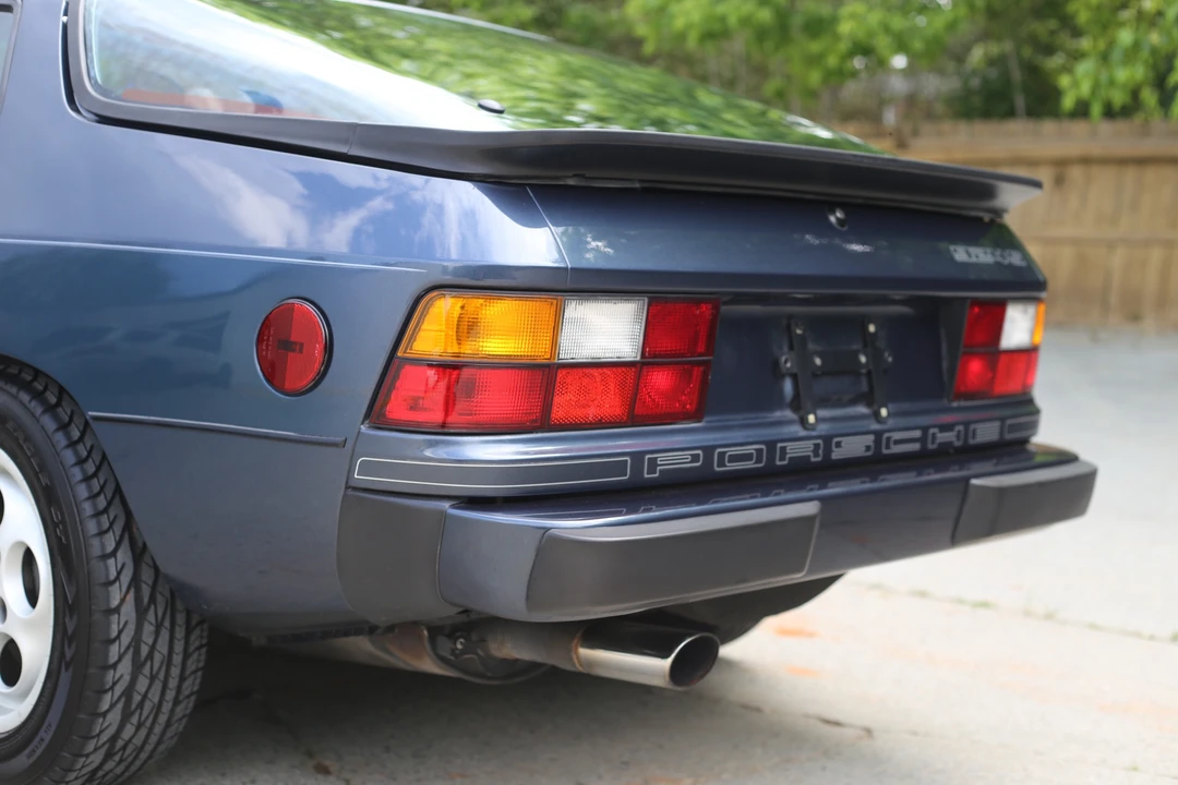 1988 Porsche 924 S - Image 5 of 31