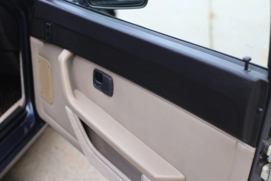 1988 Porsche 924 S - Image 29 of 31