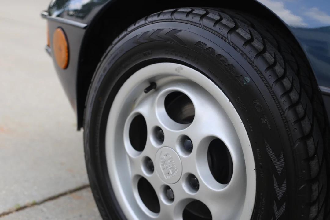 1988 Porsche 924 S - Image 19 of 31