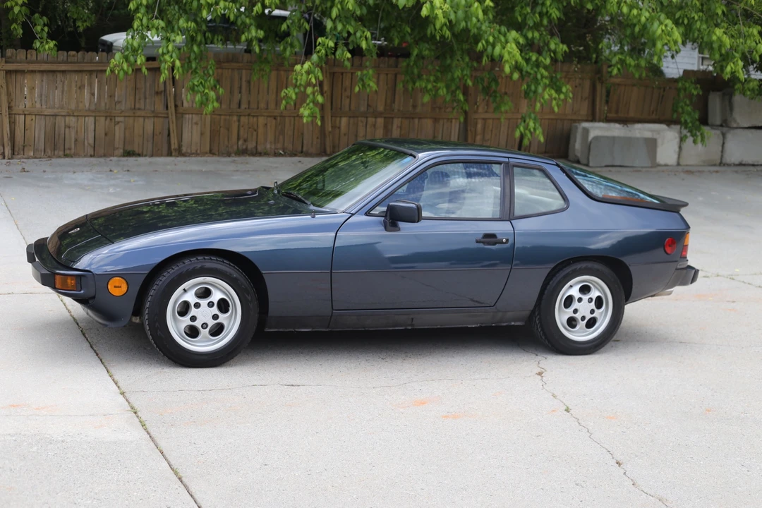 1988 Porsche 924 S - Image 2 of 31