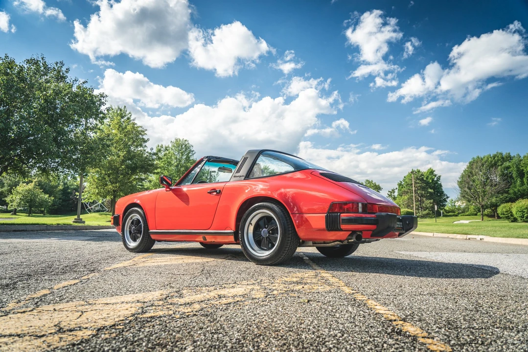 1989 Porsche 911 Carrera 3.2 - Image 30 of 31