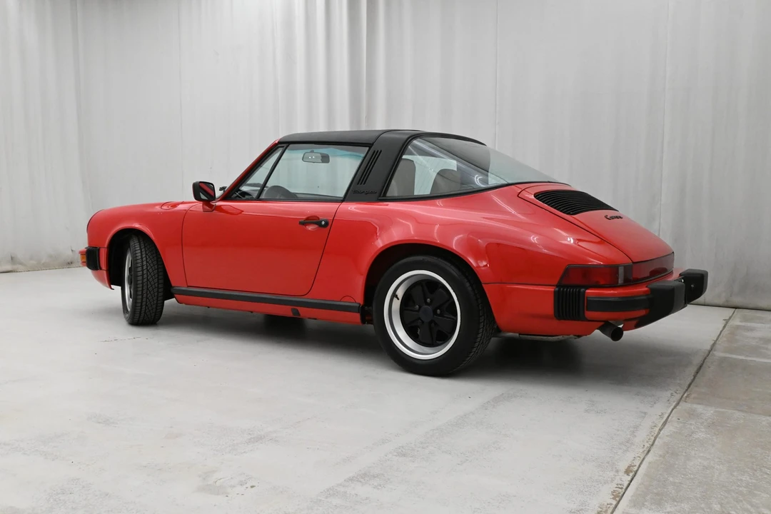 1989 Porsche 911 Carrera 3.2 - Image 17 of 31