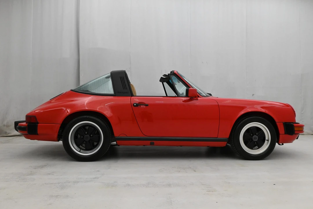 1989 Porsche 911 Carrera 3.2 - Image 10 of 31