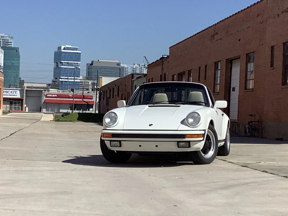 1989 Porsche 911 Carrera 3.2 - Image 2 of 31
