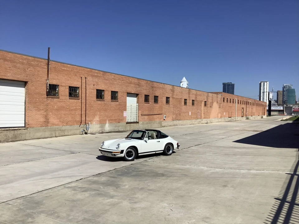 1989 Porsche 911 Carrera 3.2 - Image 26 of 31