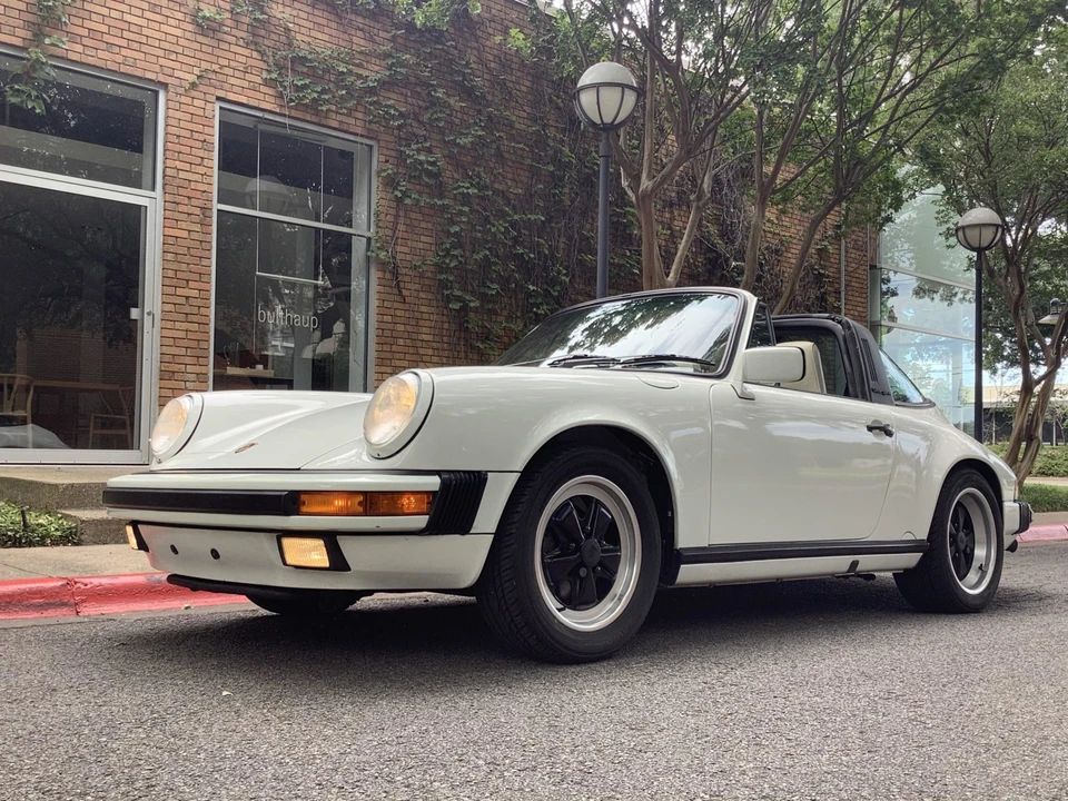 1989 Porsche 911 Carrera 3.2 - Image 16 of 31