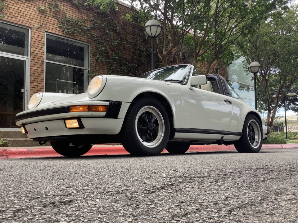 1989 Porsche 911 Carrera 3.2 - Image 17 of 31