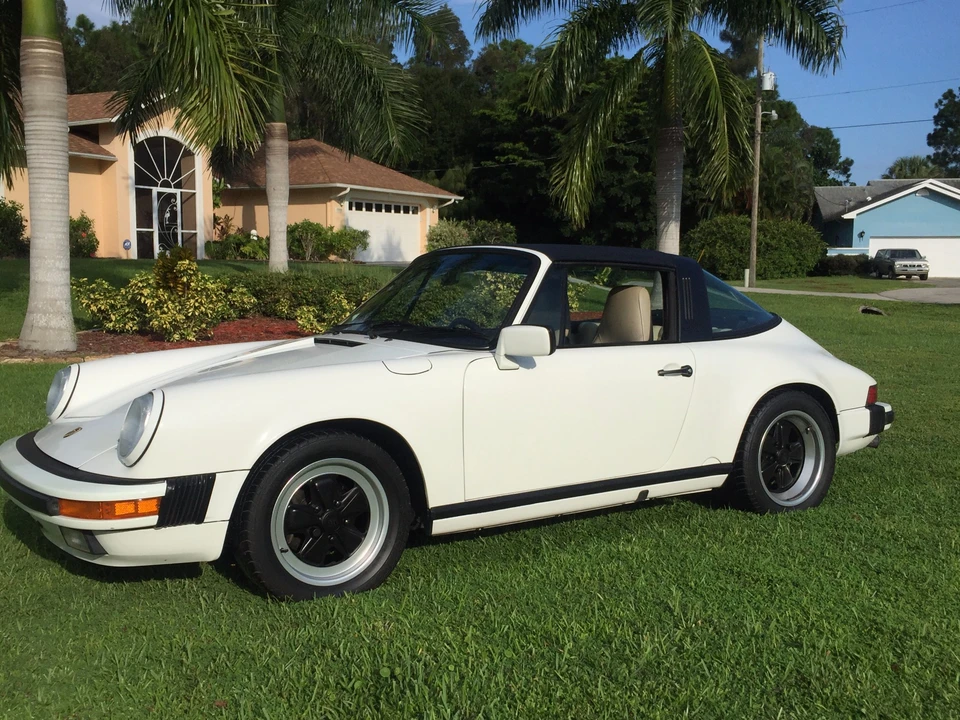 1989 Porsche 911 Carrera 3.2 - Image 8 of 31