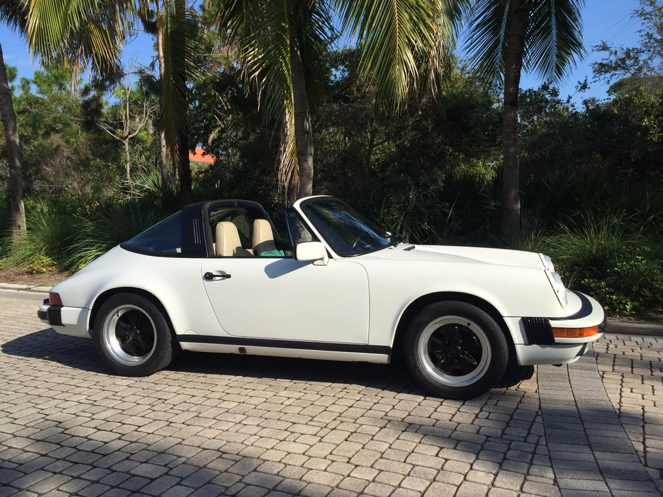 1989 Porsche 911 Carrera 3.2 - Image 12 of 31