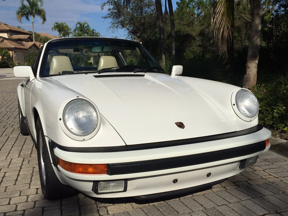 1989 Porsche 911 Carrera 3.2 - Image 6 of 31