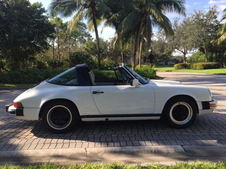 1989 Porsche 911 Carrera 3.2 - Image 14 of 31