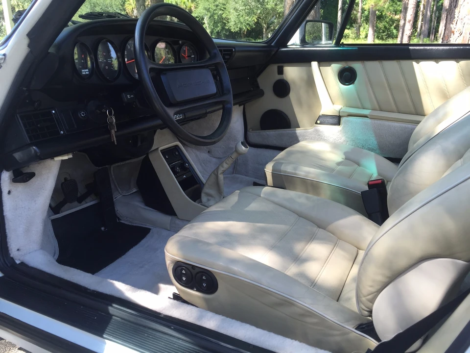 1989 Porsche 911 Carrera 3.2 - Image 26 of 31
