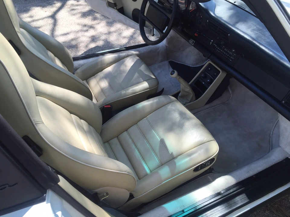1989 Porsche 911 Carrera 3.2 - Image 28 of 31