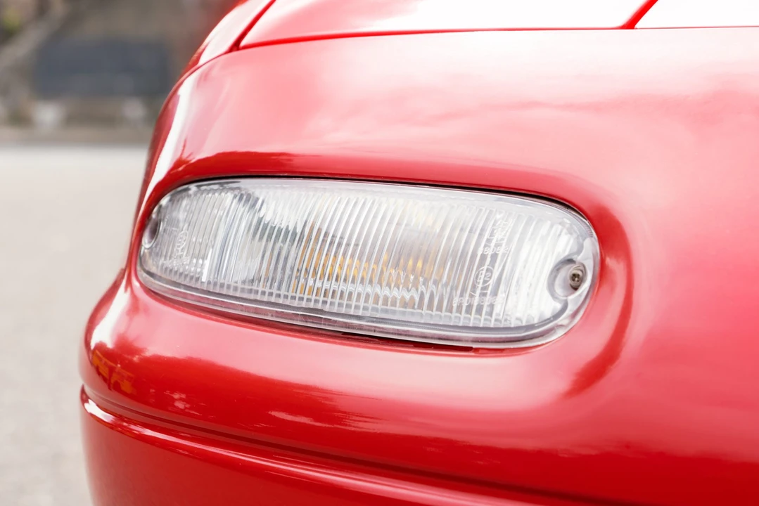 1990 Mazda NA MX-5 Miata - Image 28 of 31