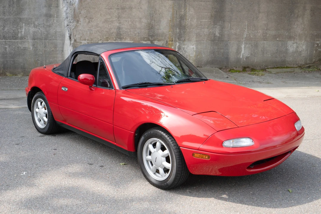 1990 Mazda NA MX-5 Miata - Image 11 of 31