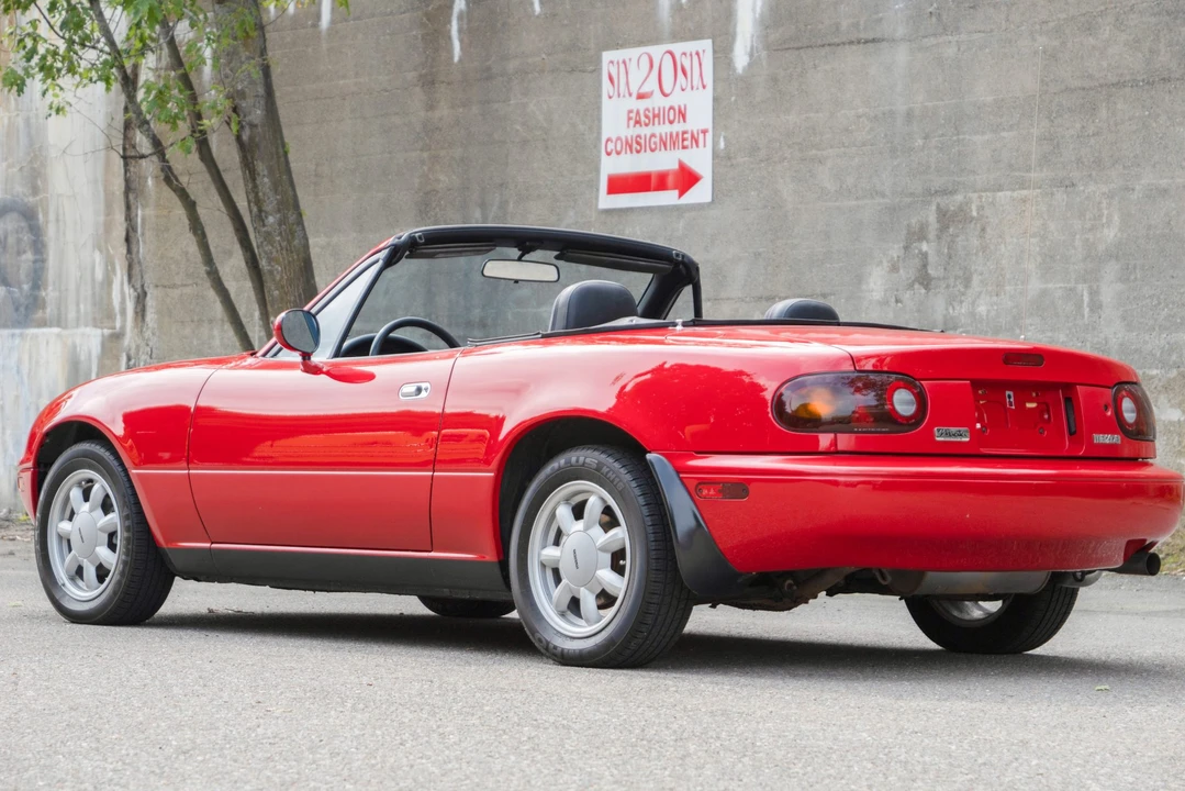 1990 Mazda NA MX-5 Miata - Image 7 of 31